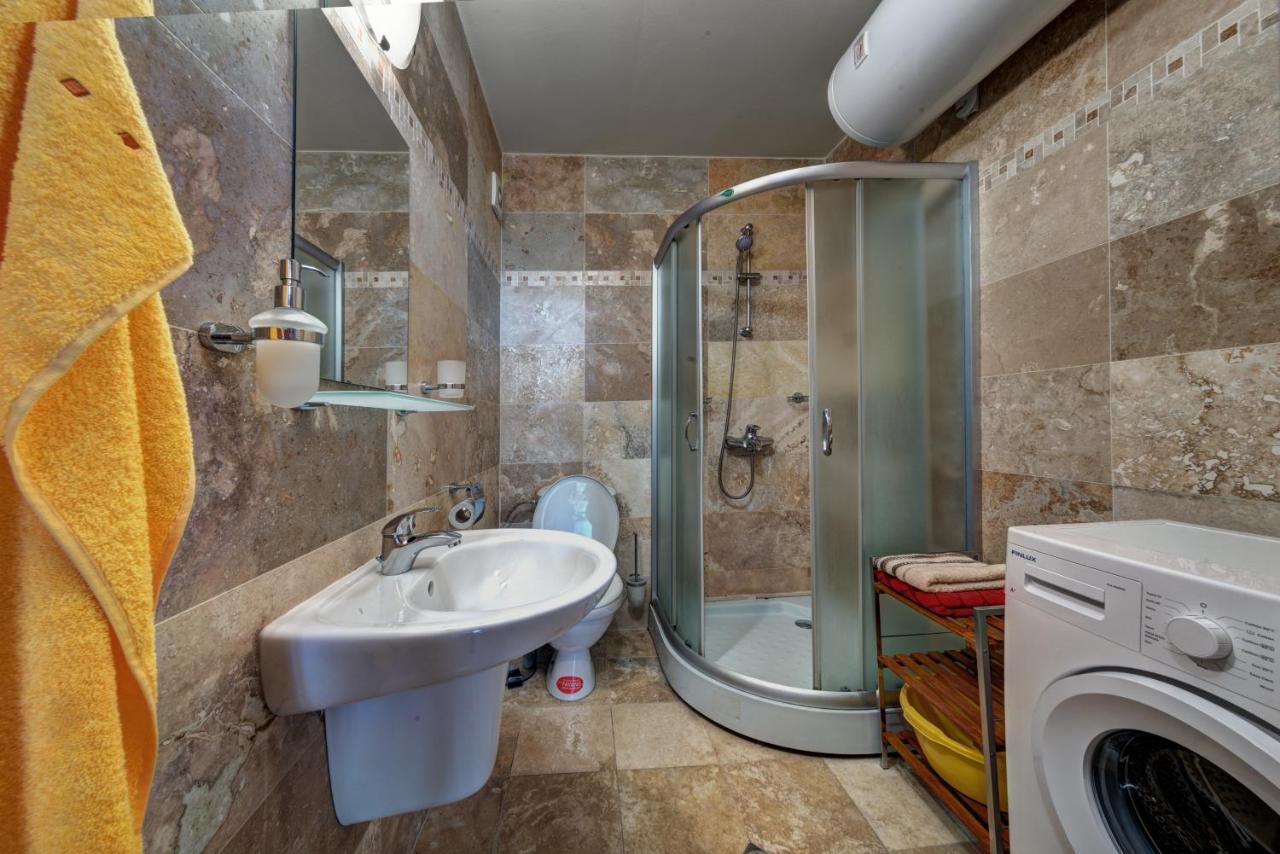 Sea Panorama Apartment - Diamond Beach Sarafovo Burgas Bagian luar foto