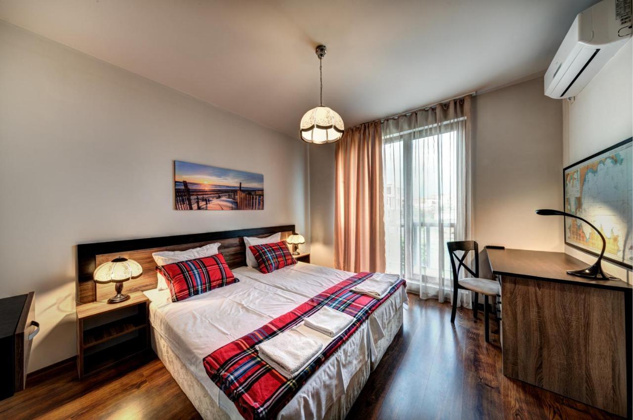 Sea Panorama Apartment - Diamond Beach Sarafovo Burgas Bagian luar foto