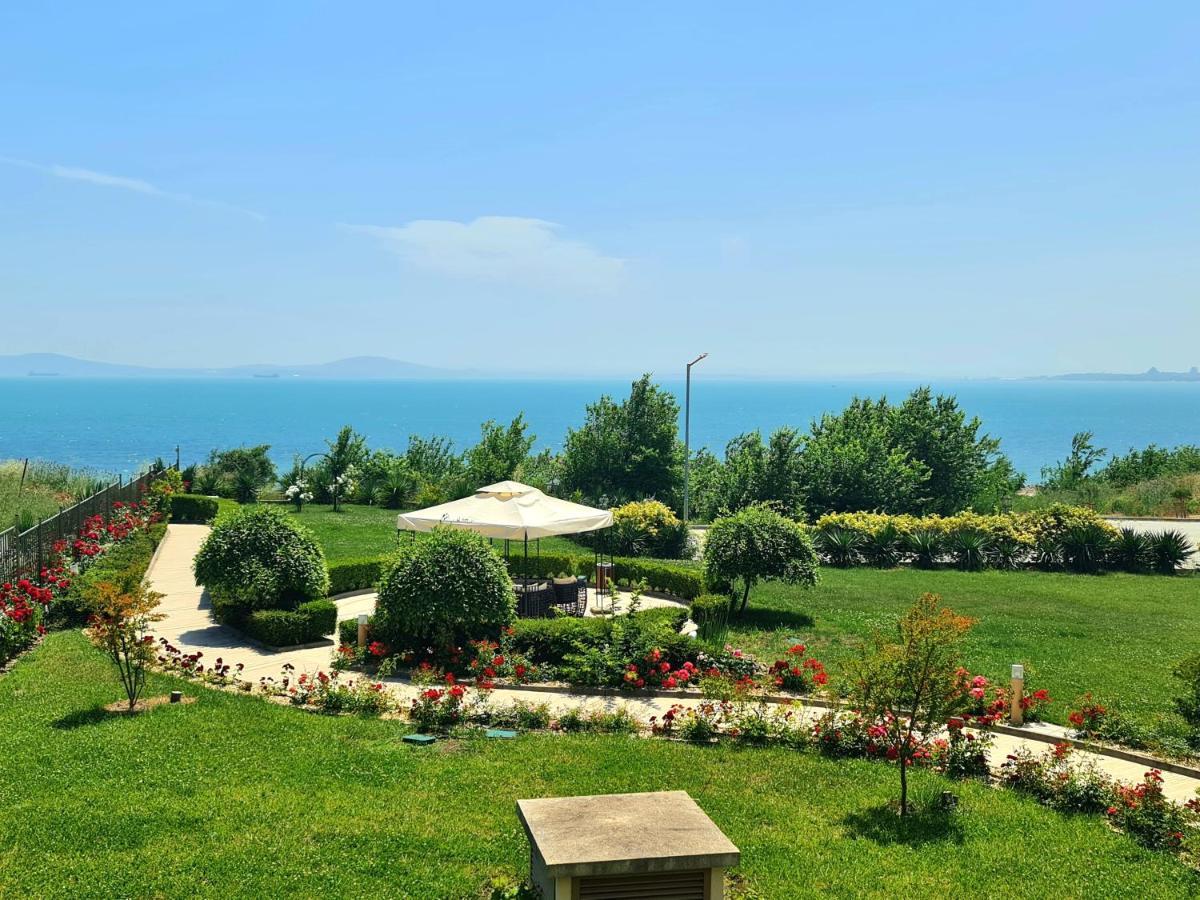 Sea Panorama Apartment - Diamond Beach Sarafovo Burgas Bagian luar foto