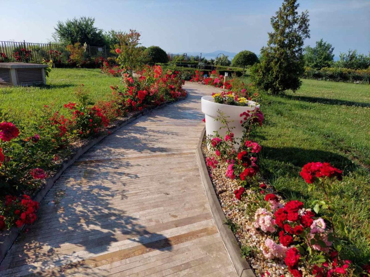 Sea Panorama Apartment - Diamond Beach Sarafovo Burgas Bagian luar foto